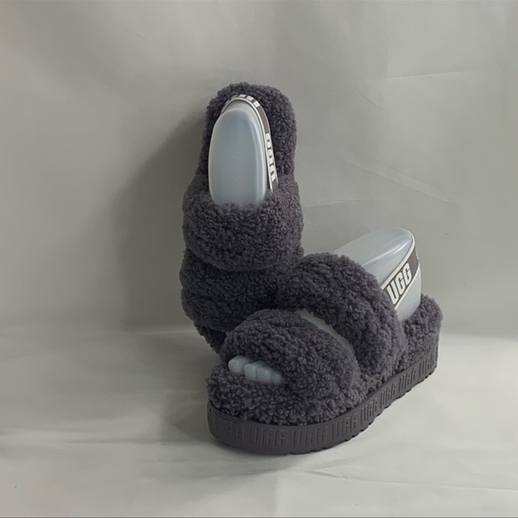 UGG Women’s Oh Fluffita Fur Slides - Picture 4 of 13